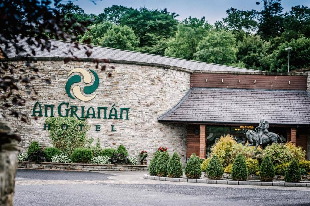 Hotels near Grianán of Aileach