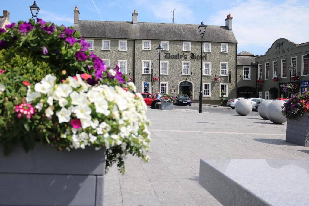 Top Hotels near Historic Science Centre at Birr Castle