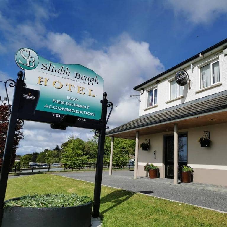 Hotels near Bragan Penal Cross