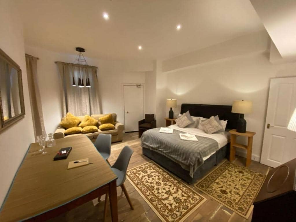 Queen Street Boutique Suites